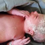 GIOVANNA recém-chegada e ainda com o vérnix.