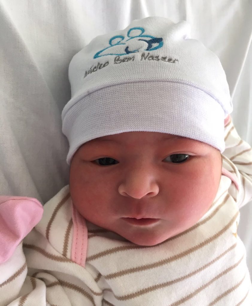 Bem nascida Maria Cecília.