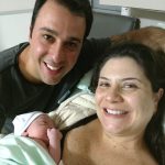 Primeira fotografia em família do Leandro.