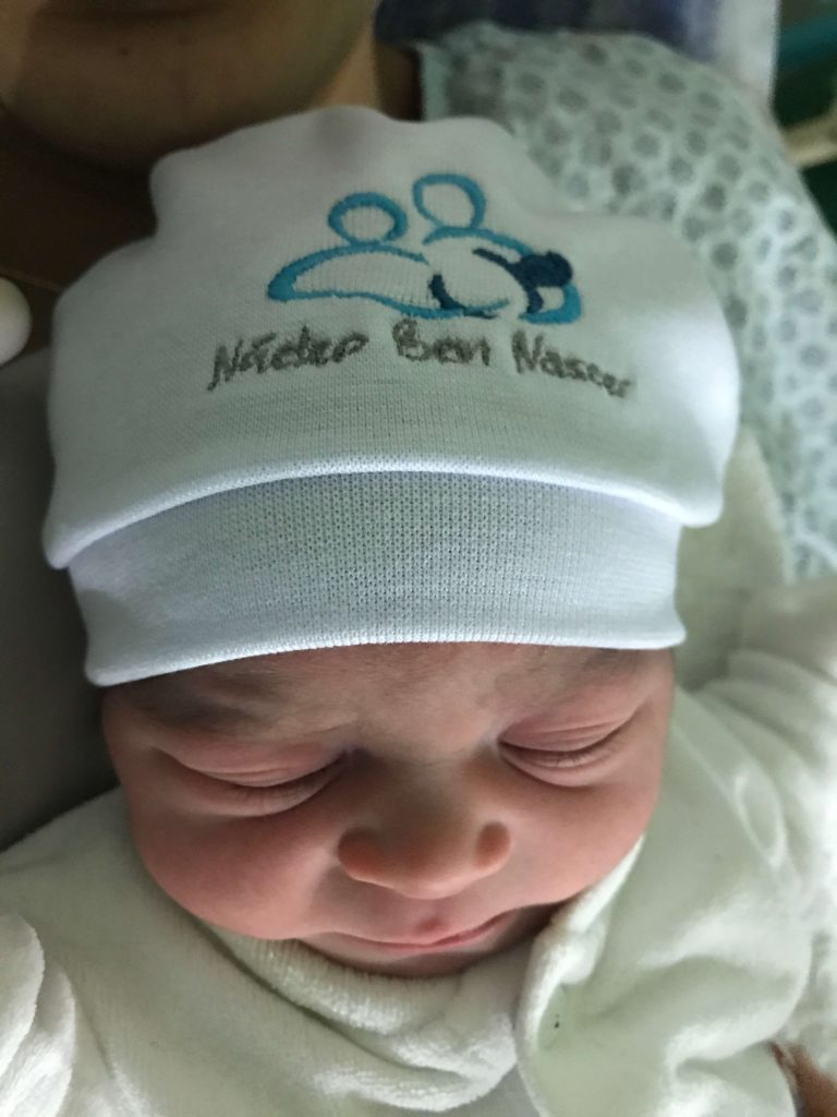 Parto humanizado; parto normal; parto na penumbra; parto respeitoso; Parto na cadeira de parto; Parto de cócoras; parto sob analgesia