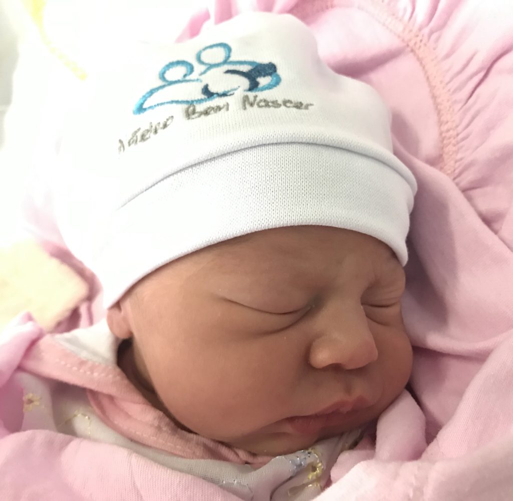 Cesárea Intra-Parto; Parto na penumbra; parto humanizado; parto cesariana; parto respeitoso; parto cesárea; Bem Nascida