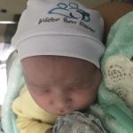 Parto na penumbra; parto humanizado; parto cesariana; parto respeitoso; parto cesárea; cesárea pele a pele; Bem-Nascida