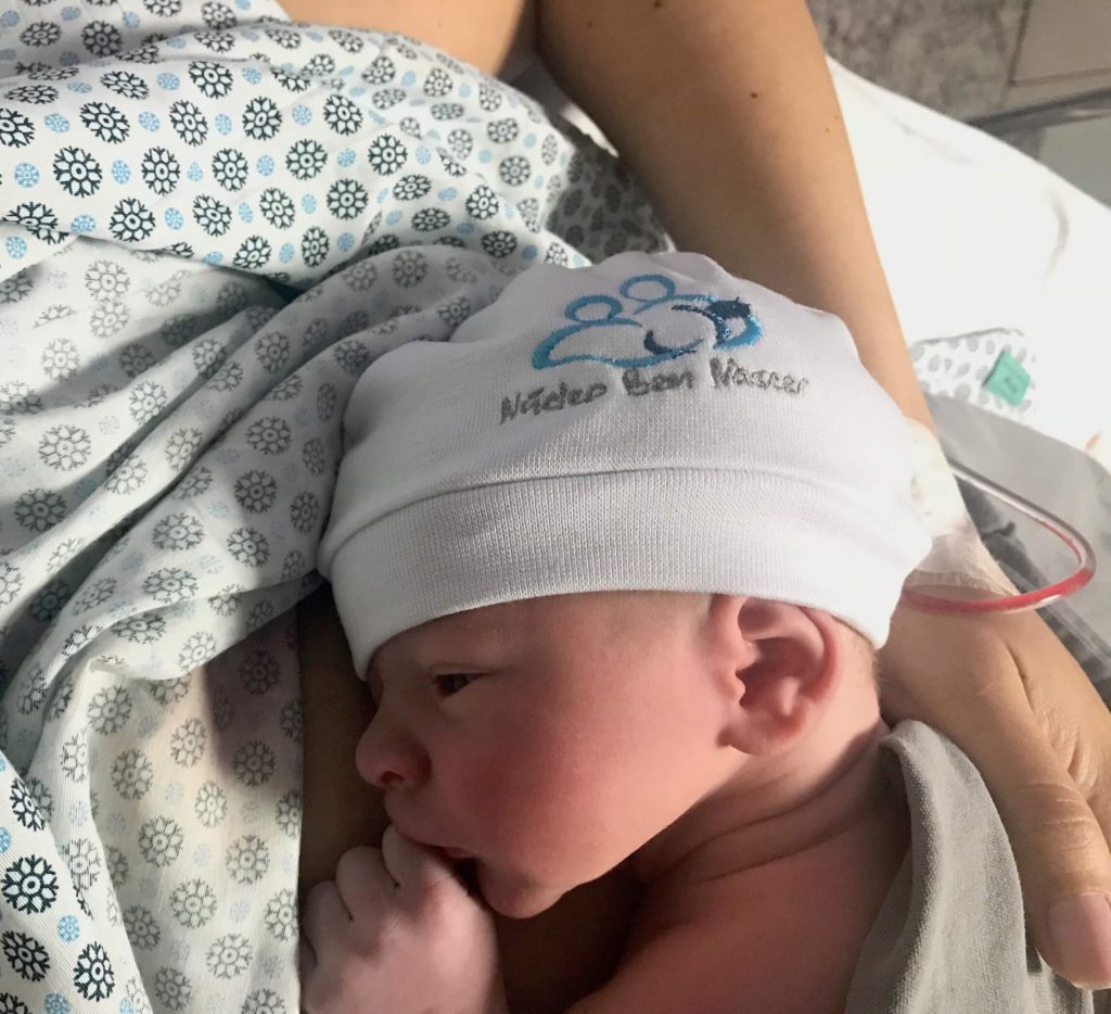 Parto humanizado; parto normal; parto na penumbra; parto respeitoso; Parto no banquinho de parto; Parto na banqueta de parto; parto em suíte; parto no PPP