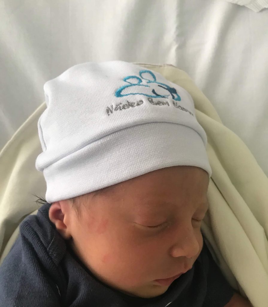 Parto humanizado; parto natural;  parto na penumbra; parto respeitoso; Parto no banquinho de parto; Parto na banqueta de parto; parto em suíte; PPP; sem analgesia