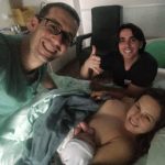 Felicidade no rosto dos papais