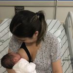 Aleitamento materno, contato pele a pele com a mamãe