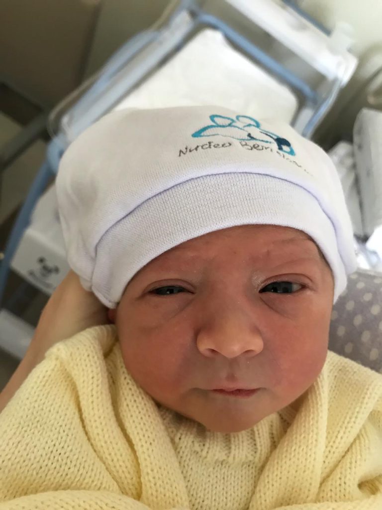 Parto Natural; Parto Humanizado; Parto Respeitoso; Parto no Banquinho; Parto de Cócoras; Parto NBN; Bem-Nascido; Parto na penumbra; BIRTH