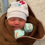 Emoção com a chegada da Yasmin