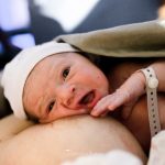 Parto humanizado; parto normal; parto na penumbra; parto respeitoso; Parto no banquinho de parto; Parto de cócoras; parto em suíte; parto sob analgesia; Bem-Nascido