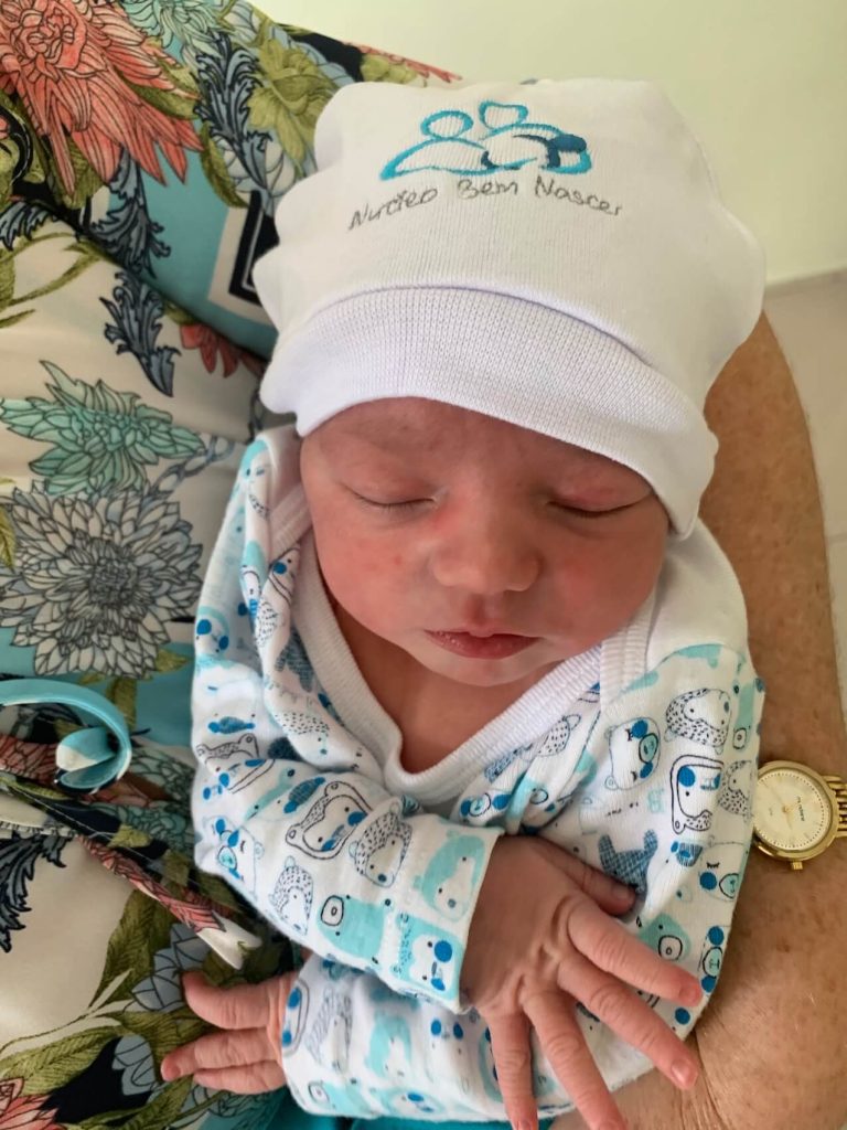 Parto humanizado; parto normal; parto na penumbra; parto respeitoso; Parto no banquinho de parto; Parto na banqueta de parto; Bem-Nascido; Birth