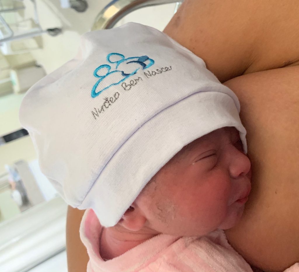 Birth; parto humanizado; parto cesariana; parto respeitoso; bem-nascida; parto cesárea