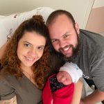 Felicidade estampada no rosto dos papais.