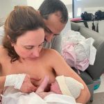 Aleitamento materno,pele a pele.