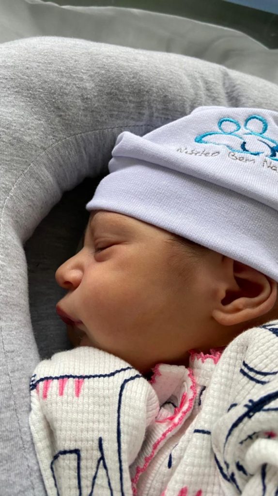 71480158-061f-4656-b5ce-61d69e0ec2ab