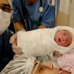 Sophia com o Papai Ramon e a Mamãe Polyana.