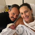 Antônio com a Mamãe Maria Carolina e o papai Guilherme.