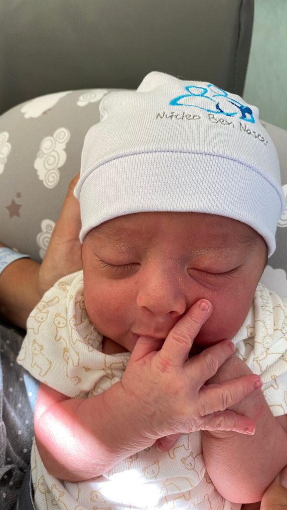 Bem-nascido Antônio.