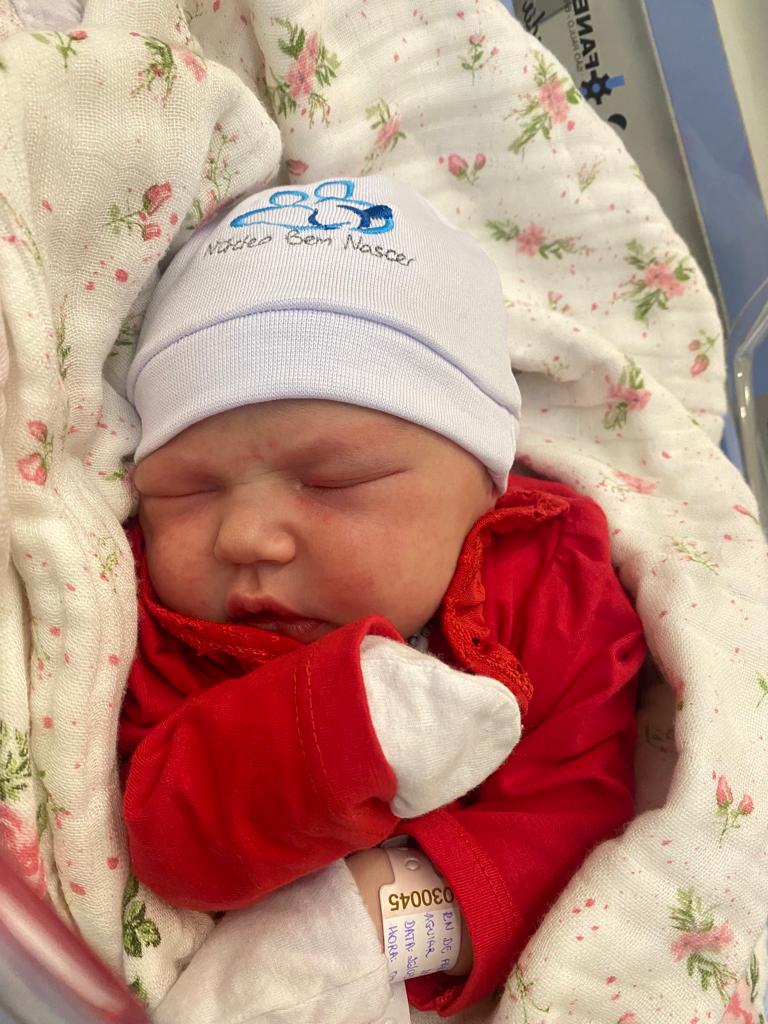 Bem-nascida Maria Helena.