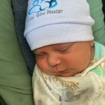 Otávio aproveitando dormir um pouquinho.