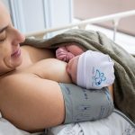 Parto Cesáreo; Parto Humanizado; Urgência; Parto Respeitoso; Bem-Nascido; BIRTH; Parto na penumbra; Parto Leboyer; skin to skin