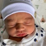 Gabriel aproveitando para dormir um pouquinho.