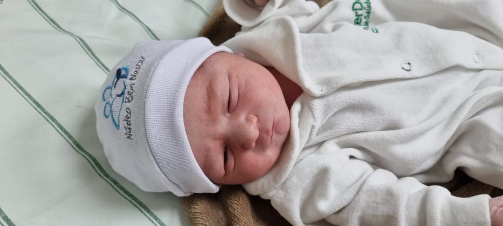 Bem-nascido  Antônio.