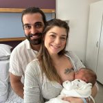 José Henrique já amamentando.