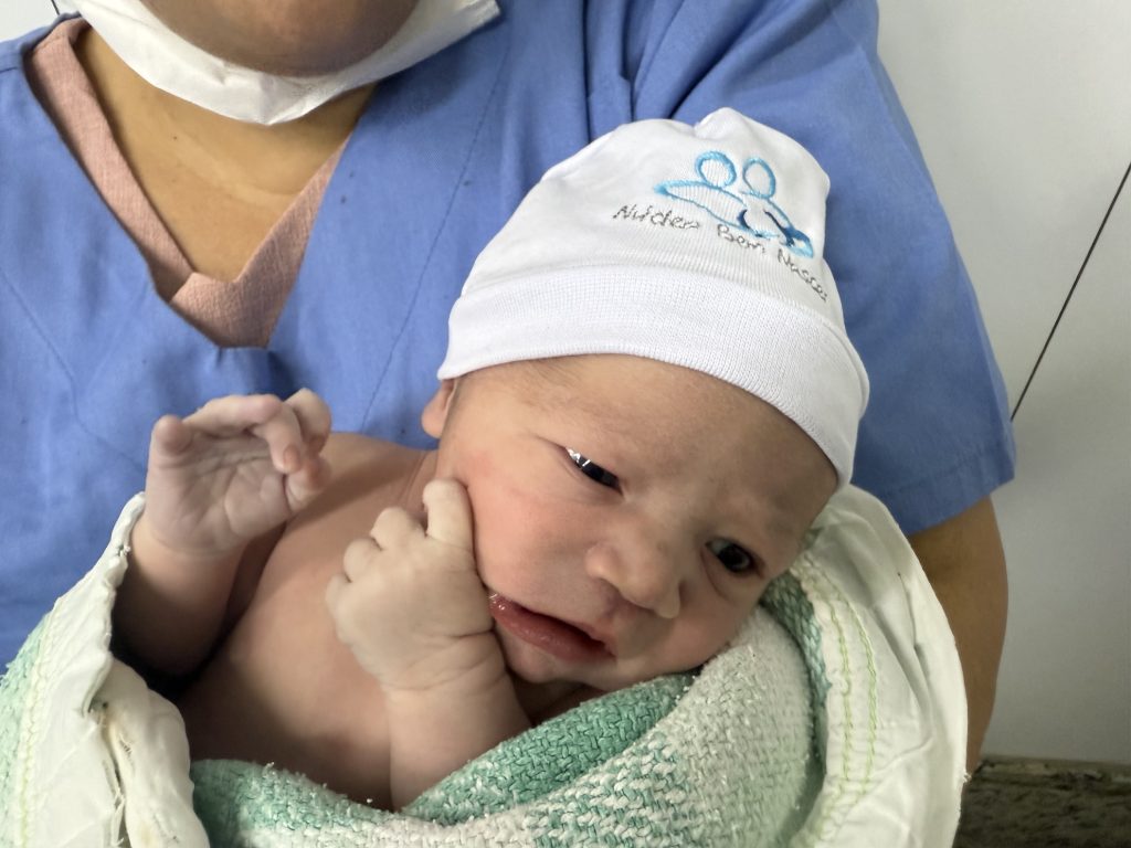 Parto Humanizado; Parto Respeitoso; Parto NBN; Bem-Nascida; Parto na penumbra; BIRTH; Cesárea intra-parto; Parto