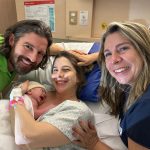 A família toda feliz com a chegada da Bianca.